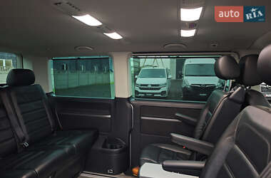 Мінівен Volkswagen Multivan 2019 в 