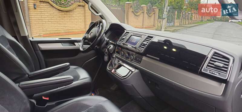 Минивэн Volkswagen Multivan 2017 в Хмельницком