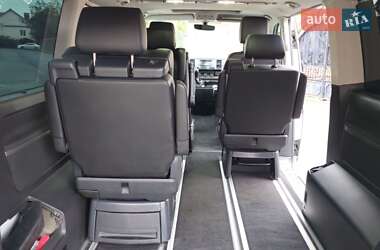 Мінівен Volkswagen Multivan 2017 в 