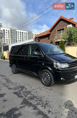 Минивэн Volkswagen Multivan 2012 в 