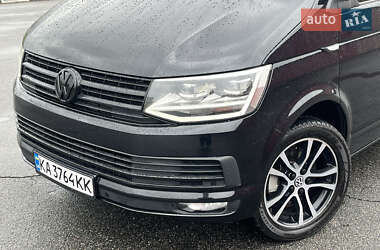 Минивэн Volkswagen Multivan 2012 в 