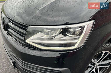 Минивэн Volkswagen Multivan 2012 в 