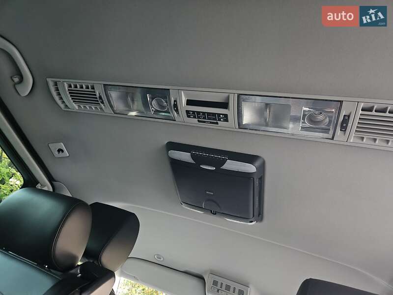 Минивэн Volkswagen Multivan 2015 в Киеве