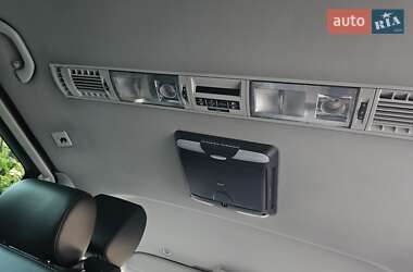 Мінівен Volkswagen Multivan 2015 в 