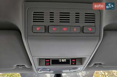 Мінівен Volkswagen Multivan 2015 в 