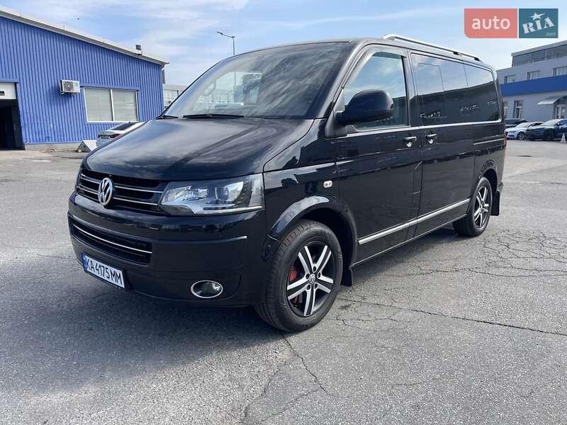 Минивэн Volkswagen Multivan 2012 в Киеве