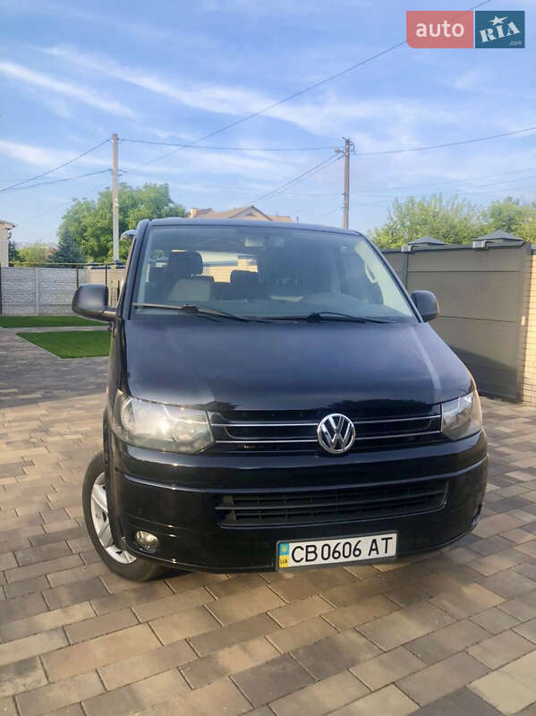 Мінівен Volkswagen Multivan 2011 в Чернігові