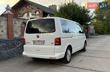 Мінівен Volkswagen Multivan 2015 в 