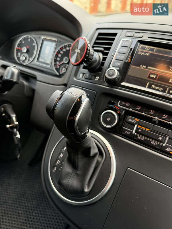 Минивэн Volkswagen Multivan 2015 в Красилове фото 56 Минивэн Volkswagen Multivan 2015 в Красилове