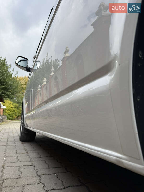 Минивэн Volkswagen Multivan 2015 в Красилове фото 92 Минивэн Volkswagen Multivan 2015 в Красилове