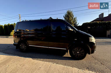 Мінівен Volkswagen Multivan 2012 в 