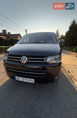 Мінівен Volkswagen Multivan 2012 в 