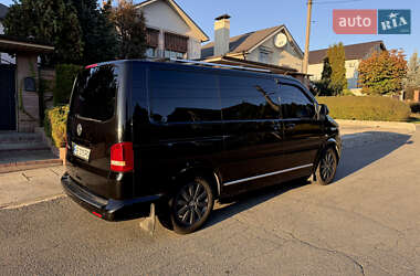 Мінівен Volkswagen Multivan 2012 в 