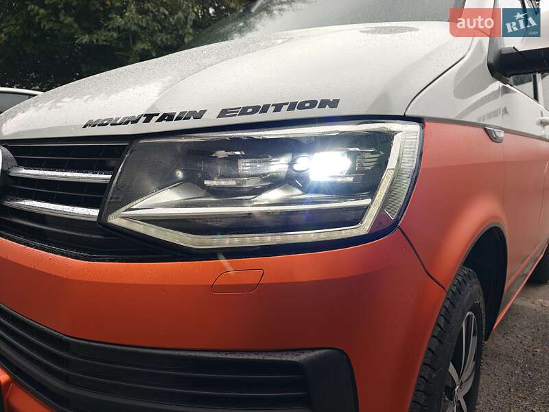 Мінівен Volkswagen Multivan 2016 в Черкасах