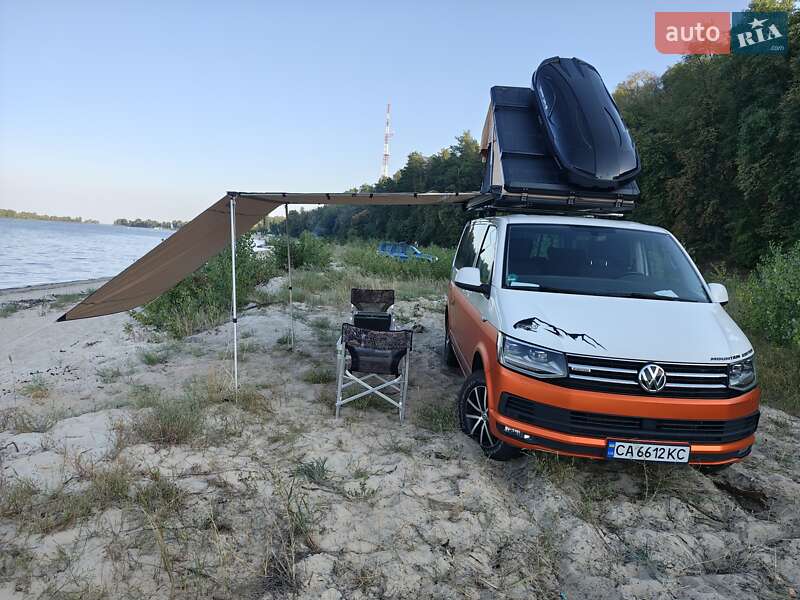 Мінівен Volkswagen Multivan 2016 в Черкасах