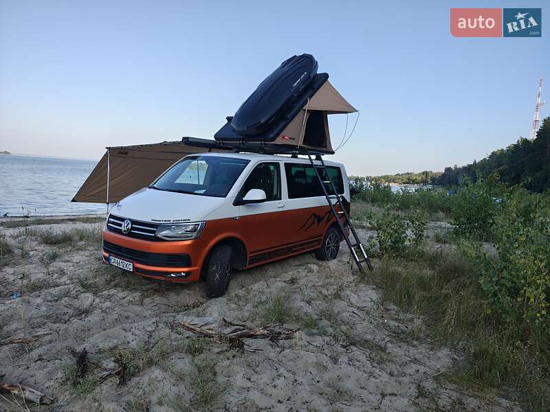 Мінівен Volkswagen Multivan 2016 в Черкасах