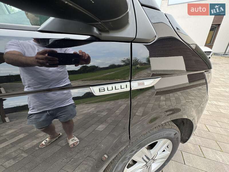 Мінівен Volkswagen Multivan 2018 в Києві