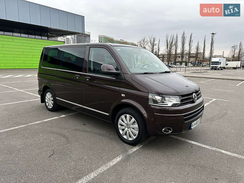 Мінівен Volkswagen Multivan 2012 в Києві