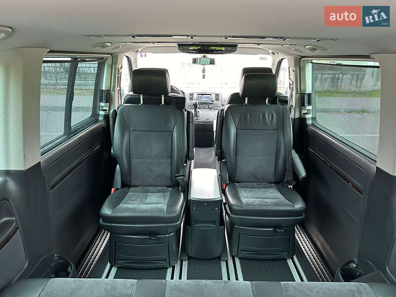 Мінівен Volkswagen Multivan 2012 в Києві
