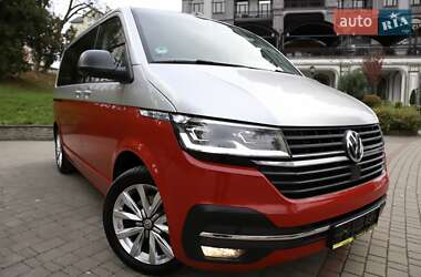 Мінівен Volkswagen Multivan 2021 в 