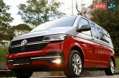 Мінівен Volkswagen Multivan 2021 в 