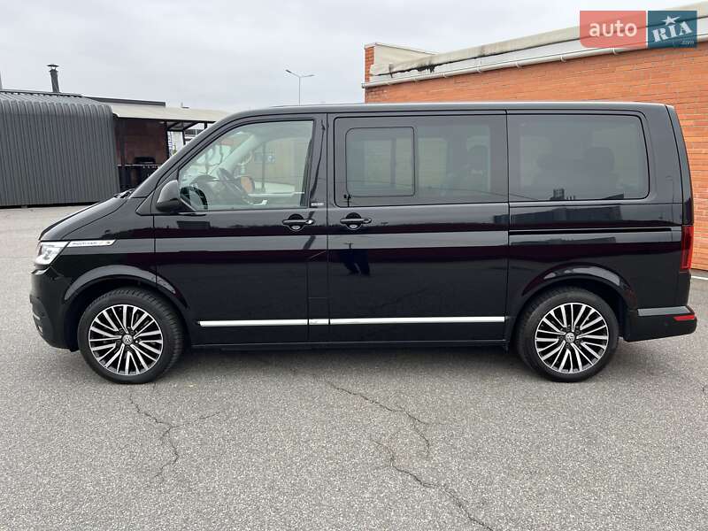 Мінівен Volkswagen Multivan 2019 в Києві