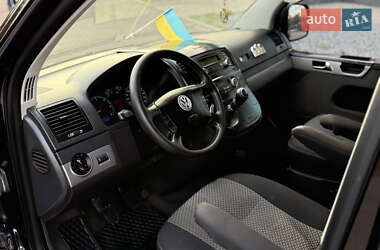 Мінівен Volkswagen Multivan 2004 в 