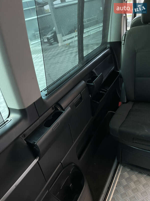 Мінівен Volkswagen Multivan 2011 в Хмельницькому