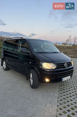 Мінівен Volkswagen Multivan 2011 в  фото 27 Мінівен Volkswagen Multivan 2011 в
