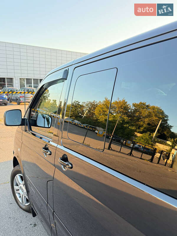 Мінівен Volkswagen Multivan 2009 в Харкові