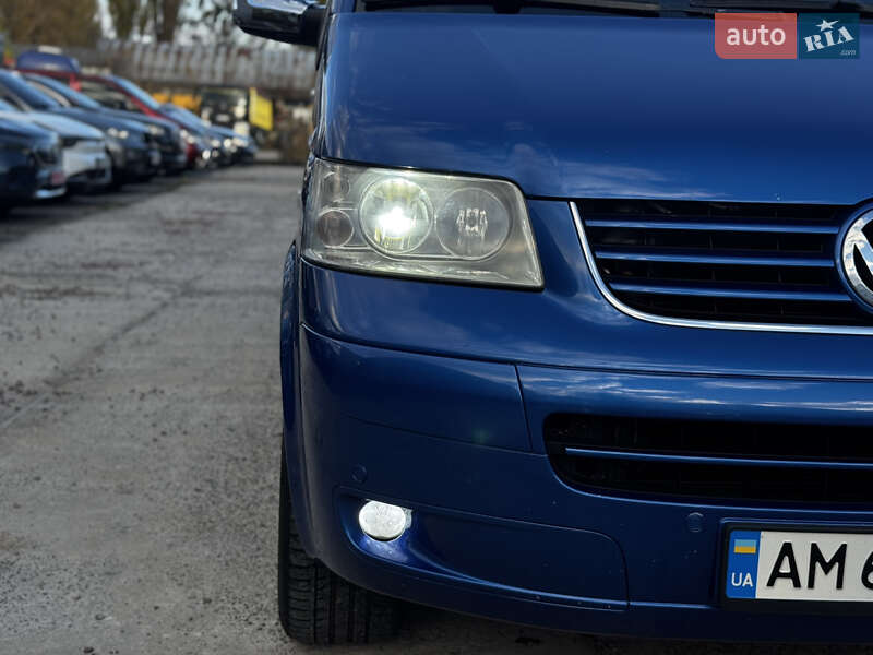 Мінівен Volkswagen Multivan 2007 в Житомирі