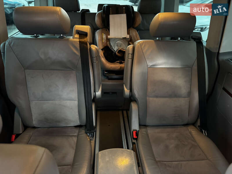 Мінівен Volkswagen Multivan 2007 в Житомирі