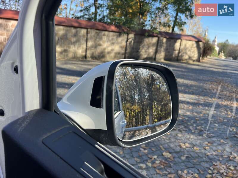 Минивэн Volkswagen Multivan 2017 в Черновцах фото 34 Минивэн Volkswagen Multivan 2017 в Черновцах