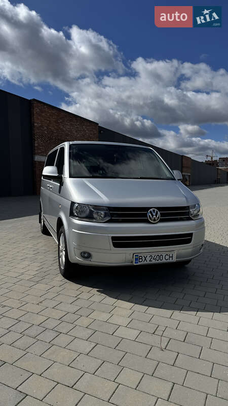 Volkswagen Multivan 2015 Volkswagen Multivan 2015