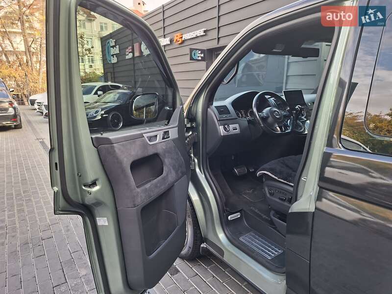 Минивэн Volkswagen Multivan 2010 в Одессе фото 9 Минивэн Volkswagen Multivan 2010 в Одессе