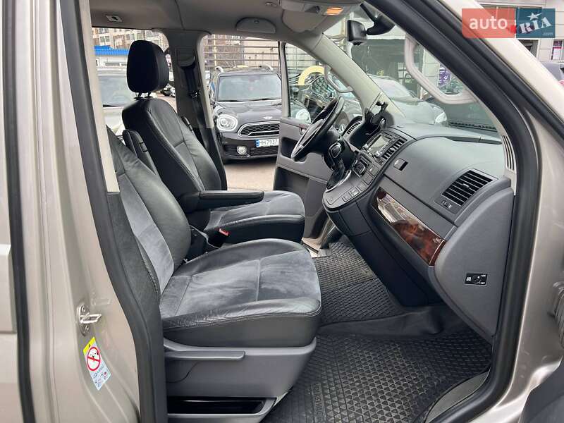 Мінівен Volkswagen Multivan 2015 в Одесі фото 19 Мінівен Volkswagen Multivan 2015 в Одесі