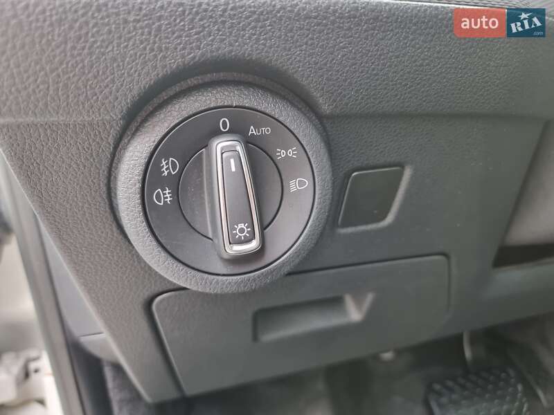 Мінівен Volkswagen Multivan 2020 в Радивиліві