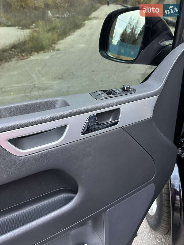 Минивэн Volkswagen Multivan 2011 в Харькове фото 45 Минивэн Volkswagen Multivan 2011 в Харькове