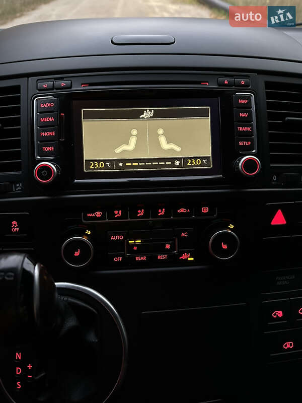 Минивэн Volkswagen Multivan 2011 в Харькове фото 56 Минивэн Volkswagen Multivan 2011 в Харькове