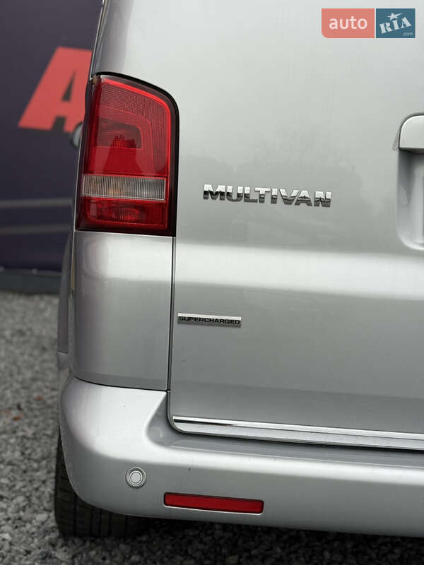 Мінівен Volkswagen Multivan 2011 в Стрию