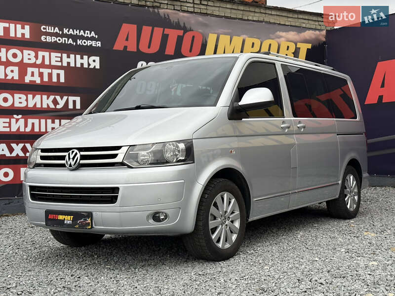Мінівен Volkswagen Multivan 2011 в Стрию