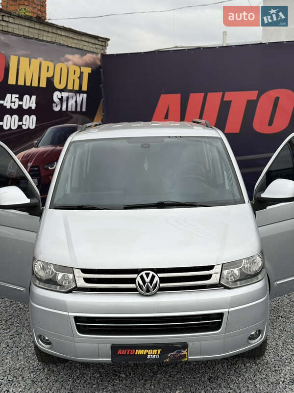 Мінівен Volkswagen Multivan 2011 в Стрию