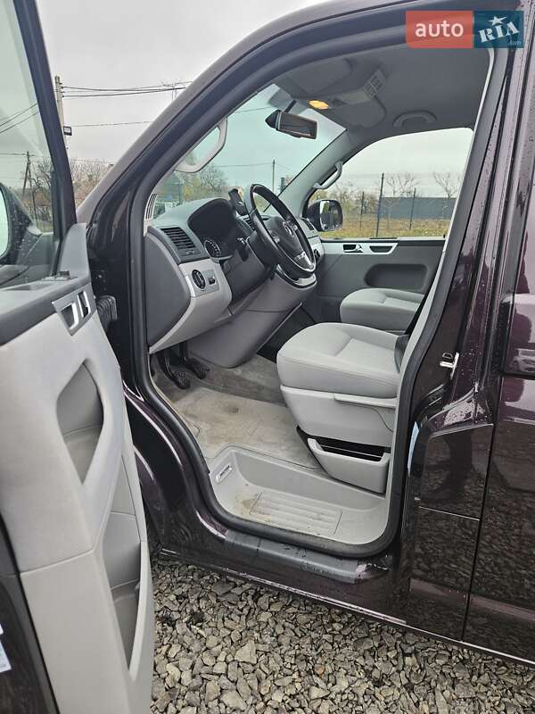 Мінівен Volkswagen Multivan 2014 в Луцьку