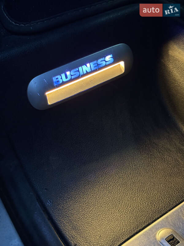 Мінівен Volkswagen Multivan 2017 в Чернівцях фото 42 Мінівен Volkswagen Multivan 2017 в Чернівцях