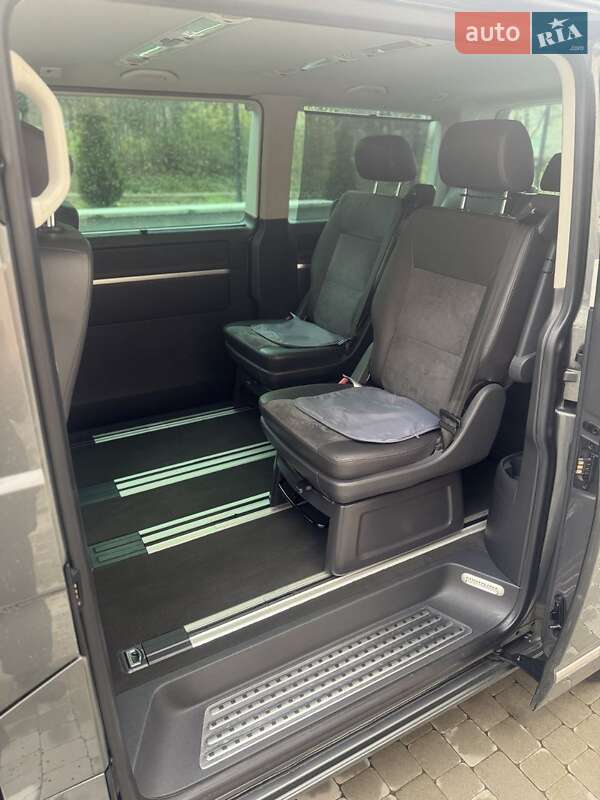 Мінівен Volkswagen Multivan 2011 в Новояворівську фото 11 Мінівен Volkswagen Multivan 2011 в Новояворівську