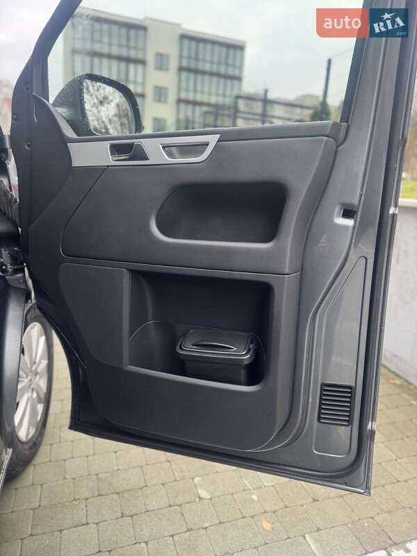 Мінівен Volkswagen Multivan 2011 в Новояворівську фото 19 Мінівен Volkswagen Multivan 2011 в Новояворівську