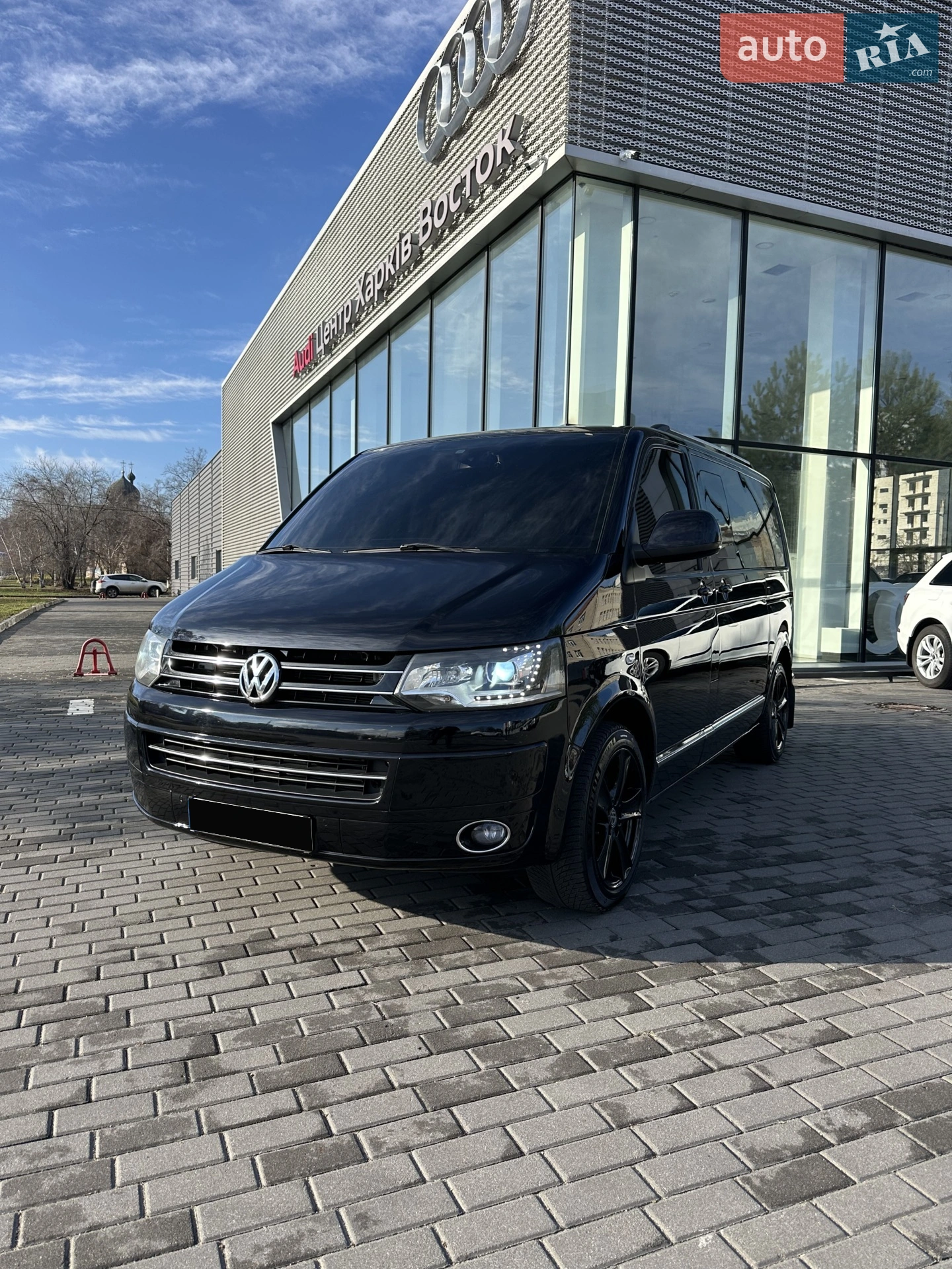 2011 Volkswagen Multivan - мініатюра 2