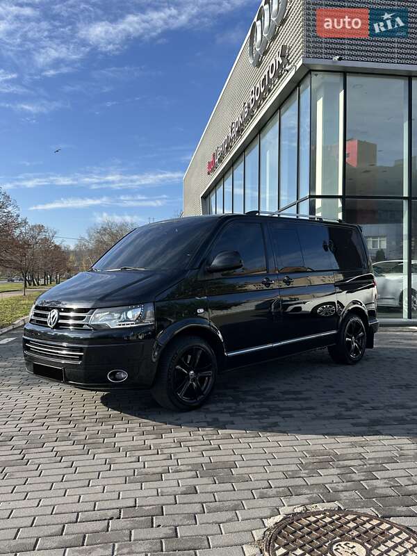 Мінівен Volkswagen Multivan 2011 в Києві фото 13 Мінівен Volkswagen Multivan 2011 в Києві