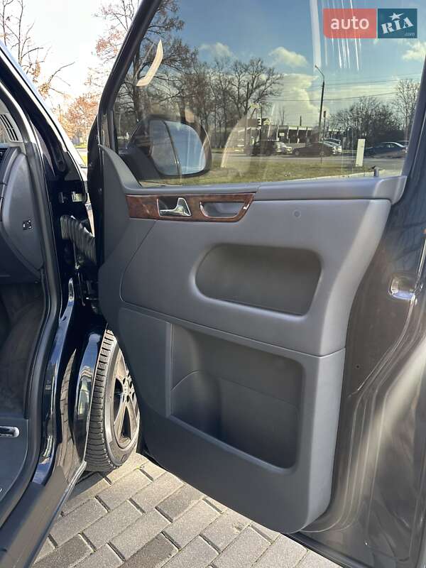 Мінівен Volkswagen Multivan 2011 в Києві фото 21 Мінівен Volkswagen Multivan 2011 в Києві