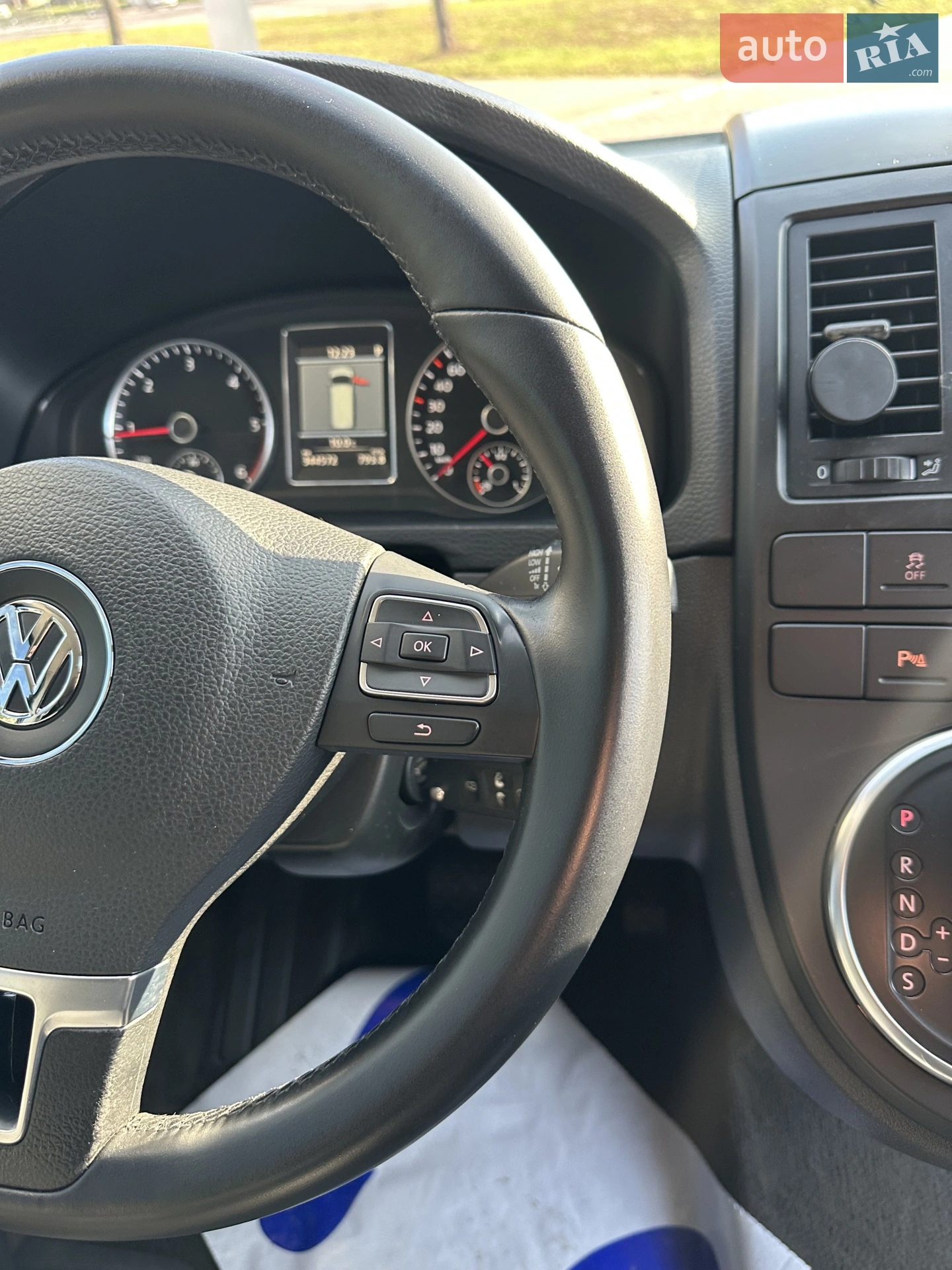 2011 Volkswagen Multivan - мініатюра 32